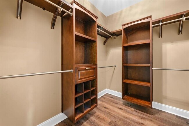 Building Photo - 548 Myrtle Trace Ln