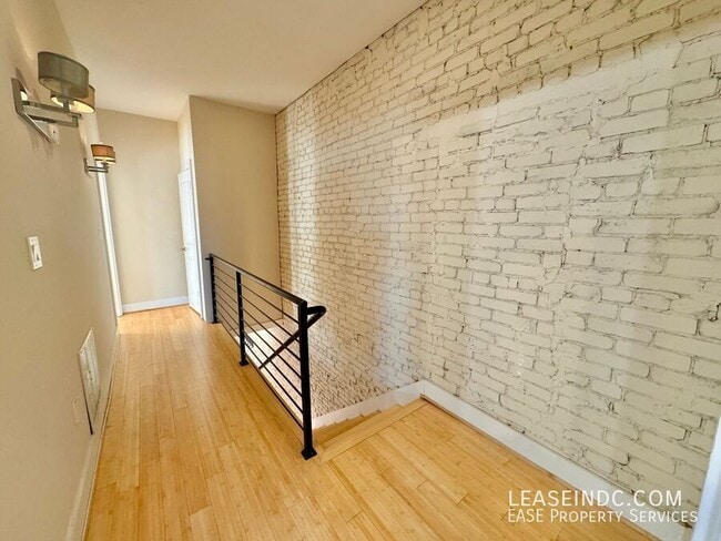 Building Photo - 4716 8th St NW