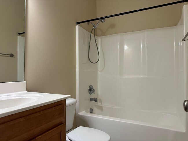Building Photo - Long Term Rental - Summerville, South Carolina