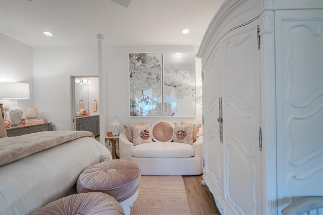 Building Photo - 4514 Fairway Ave