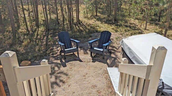 Building Photo - Beautiful Home with Modern Comforts