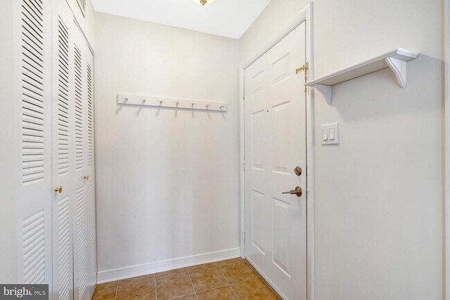 Building Photo - 1791 Jonathan Way