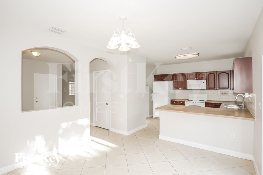 Building Photo - 21471 SW 86th Pl