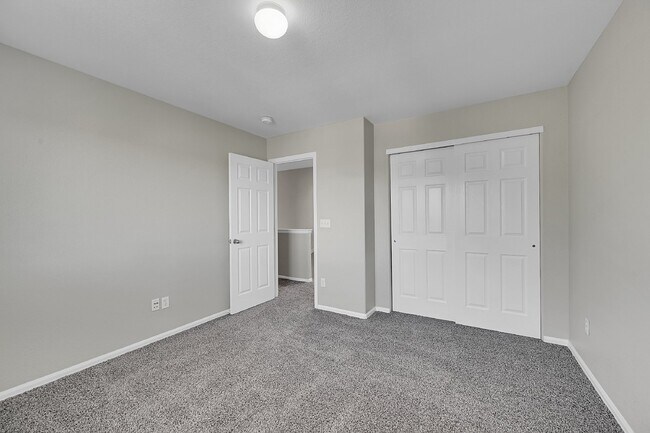 Building Photo - $2,295.95 - 4 bedroom, 2.5 baths, Charming home in Fountain with Big Fenced in Yard!