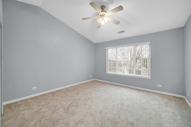 Building Photo - 3473 Ravinia Cir