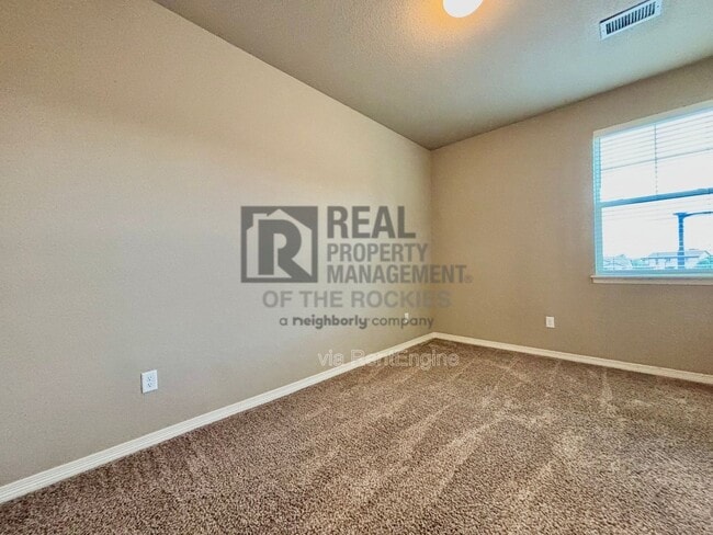 Building Photo - 1693 Grand Ave