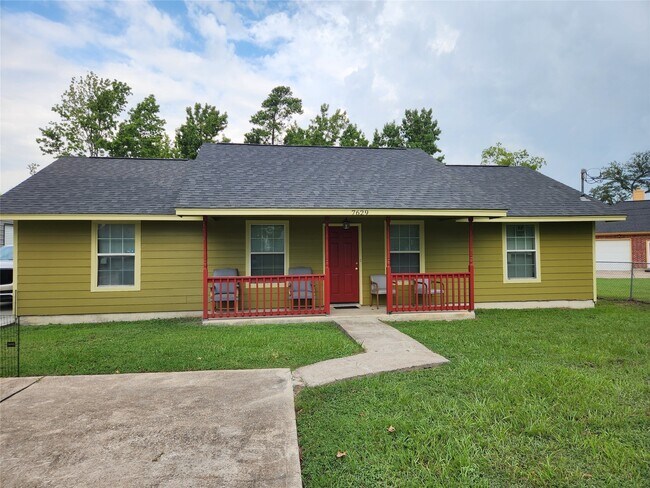 Primary Photo - 7629 Fitzhugh St