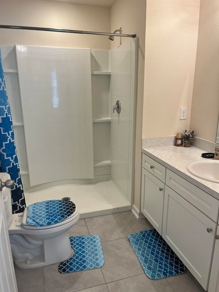 Building Photo - 94 Red House Cir