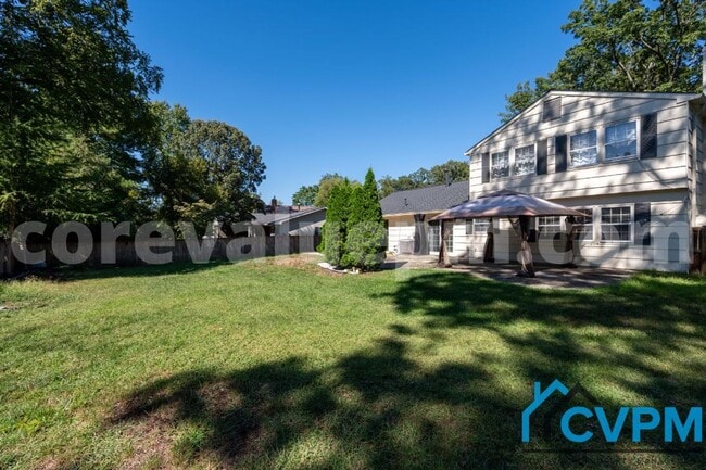 Building Photo - 1715 Tarleton Way