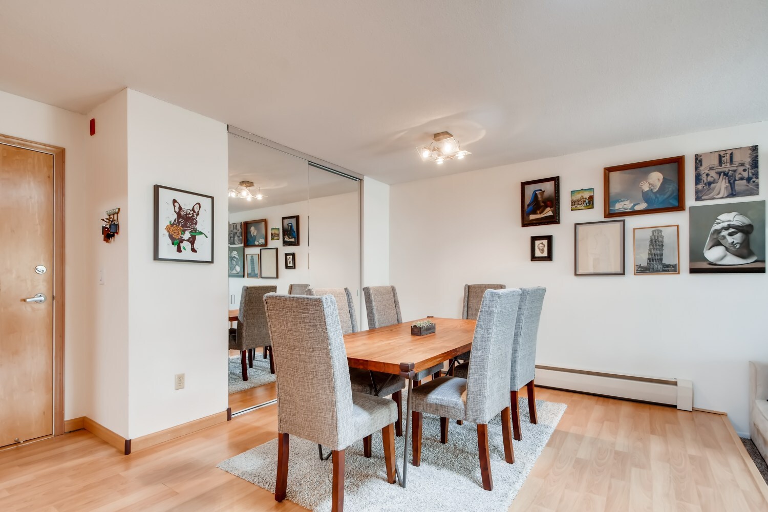 Dining room - 4860 Park Commons Dr