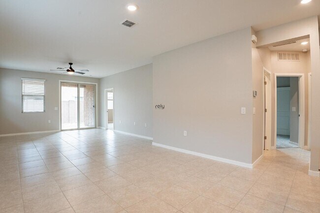 Building Photo - 14155 W Georgia Dr