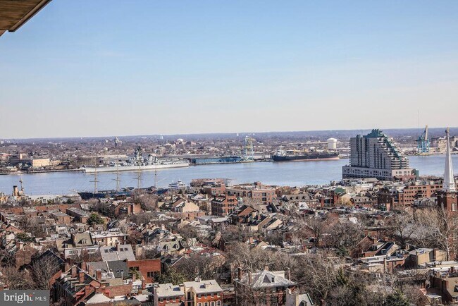 Building Photo - 241 S 6th St