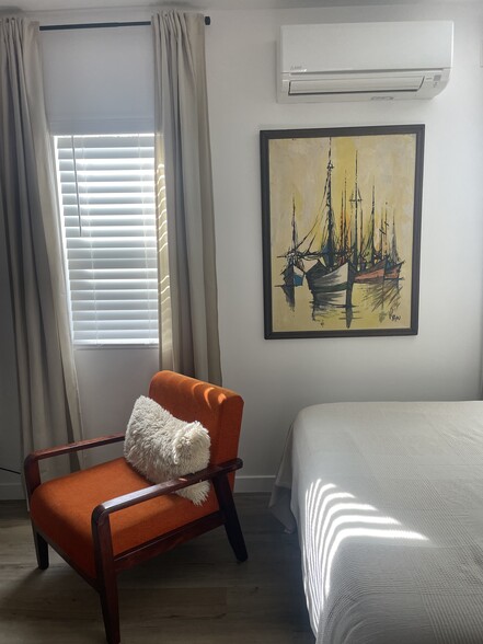 Building Photo - 4302 1/2 Gateway Ave