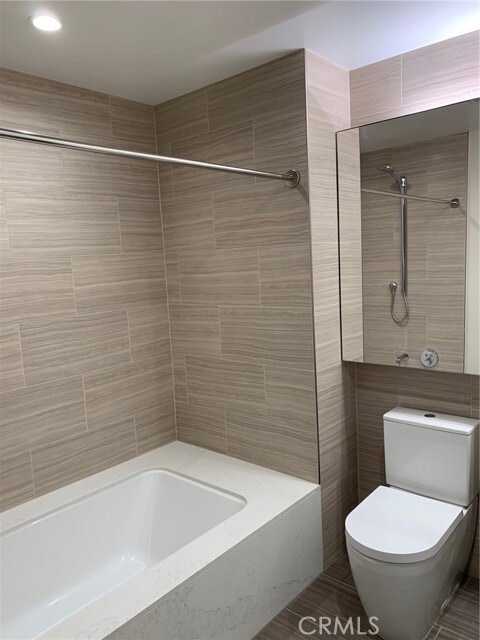 Building Photo - 877 Francisco St