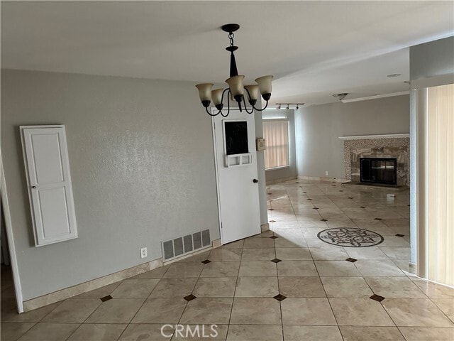 Building Photo - 4701 Sharon Dr