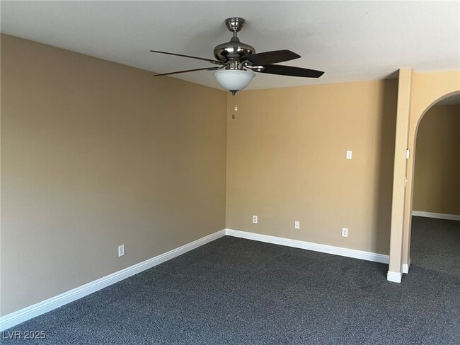 Building Photo - 10230 Headrick Dr