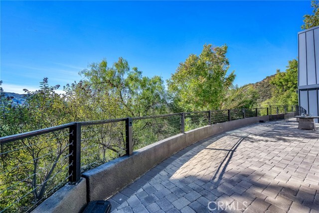 Building Photo - 24301 Sylvan Glen Rd