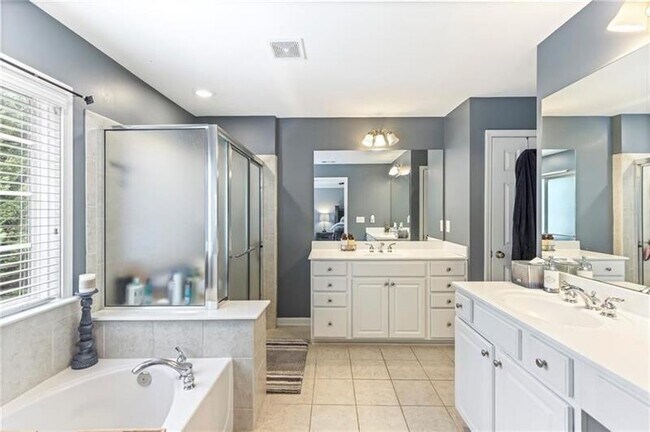 Building Photo - 4730 Wehunt Trail