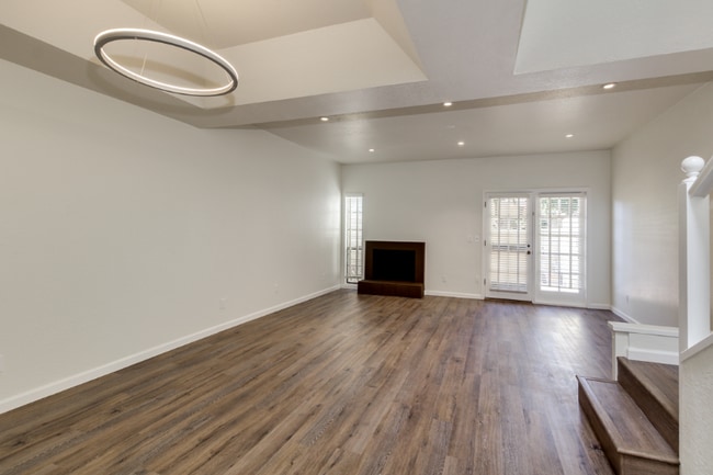 Building Photo - 6238 N 30th Pl