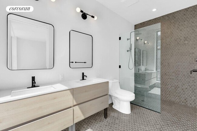 Building Photo - 202 N 10th St