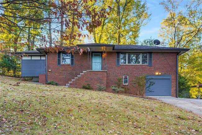Primary Photo - 436 Grady Pl