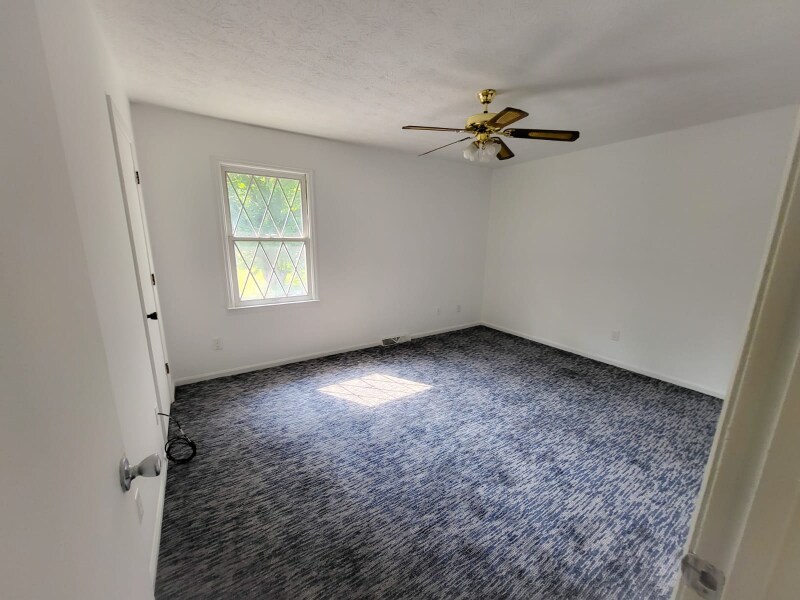 Building Photo - 2919 Chestnut Ln