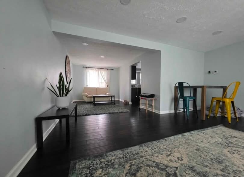 Primary Photo - 8499 Rainbow Bridge Ln