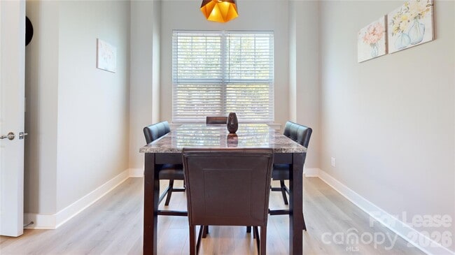 Building Photo - 5016 Central Ave