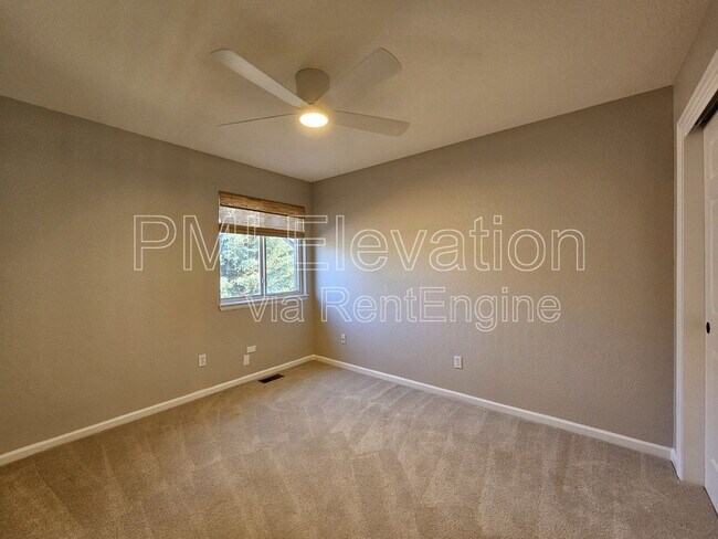 Building Photo - 7101 Mountain Brush Cir