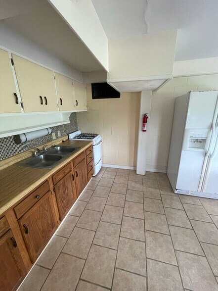 Building Photo - 138 Honness Ln
