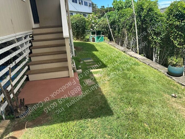 Building Photo - Charming 3-Bedroom Pet-Friendly Home with ...