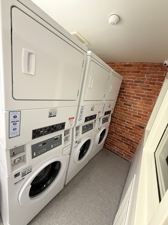 Building Photo - 66 Westland Ave