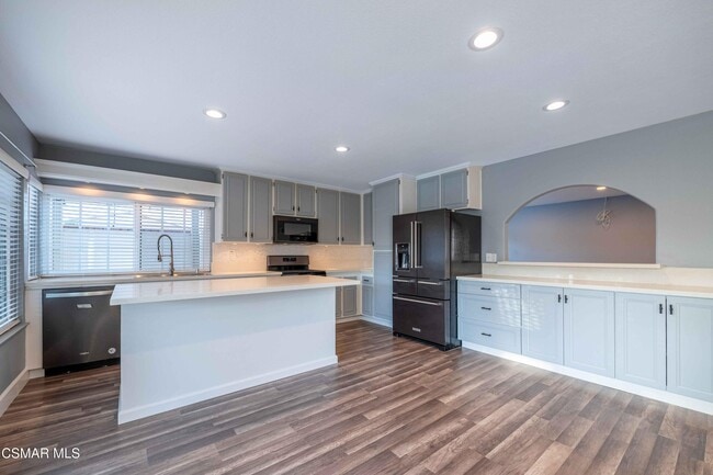 Building Photo - 2291 N Marter Ct