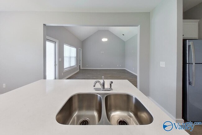 Building Photo - 11440 Crimson Ridge Rd