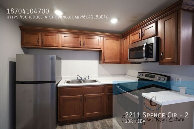 Building Photo - 2211 Spence Cir