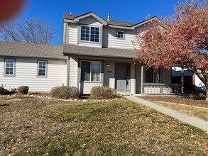Building Photo - Home in Wellington Pointe!