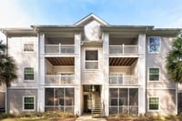 Building Photo - 2 Bedroom 1 Bath Condo in Park West - Mount Pleasant