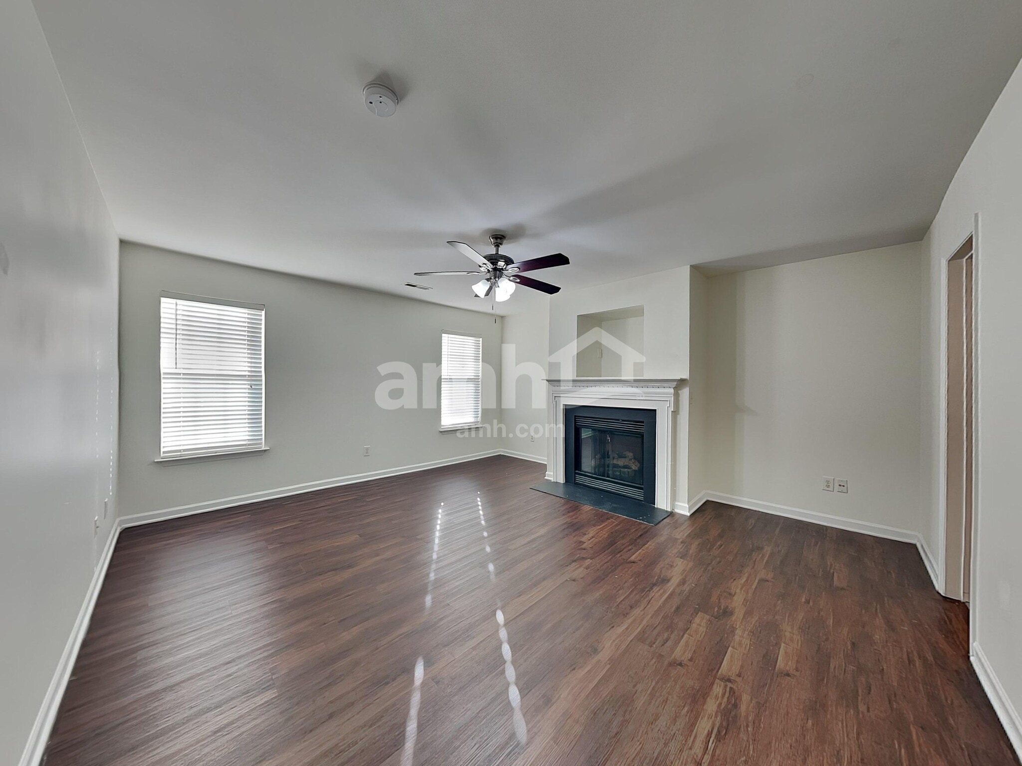 Building Photo - 2307 Sidney Porter Dr