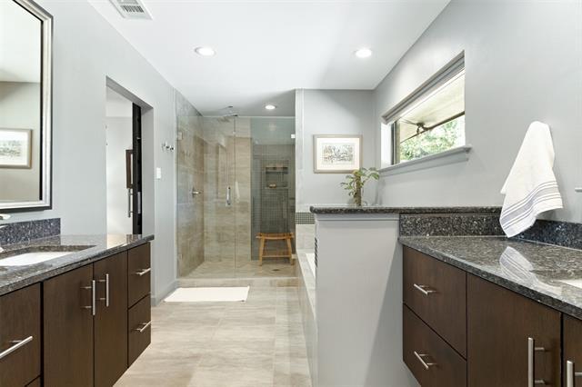 Building Photo - 11207 Pinocchio Dr