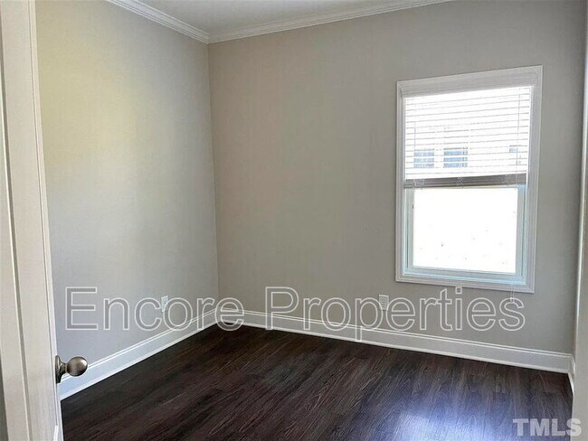 Building Photo - 8 Coughlin Wy