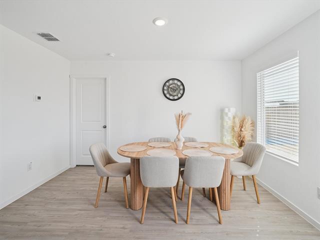 Building Photo - 15133 Hacienda Post Trl