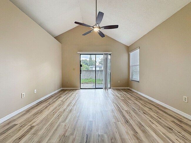 Building Photo - Charming 3 bedroom home in Aloma Bend -Prime Oveido Location