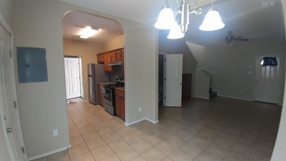 Building Photo - 422 Stone Drive
