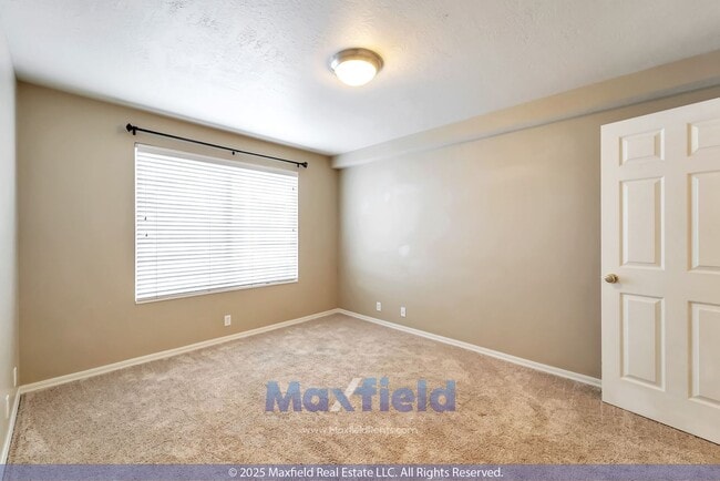 Building Photo - Stoney Brook Condos Unit #2 - 2BD - 2BTH 1GAR