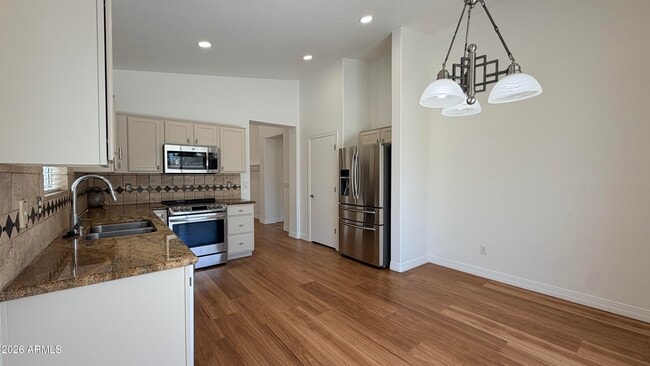 Building Photo - 3 S Laveen Pl