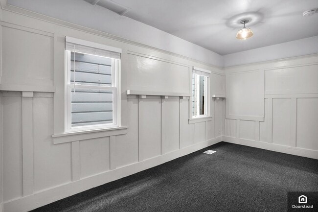 Building Photo - 1035 63rd St