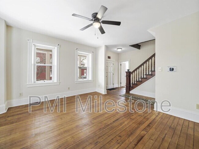 Building Photo - 1001 Pope Ave
