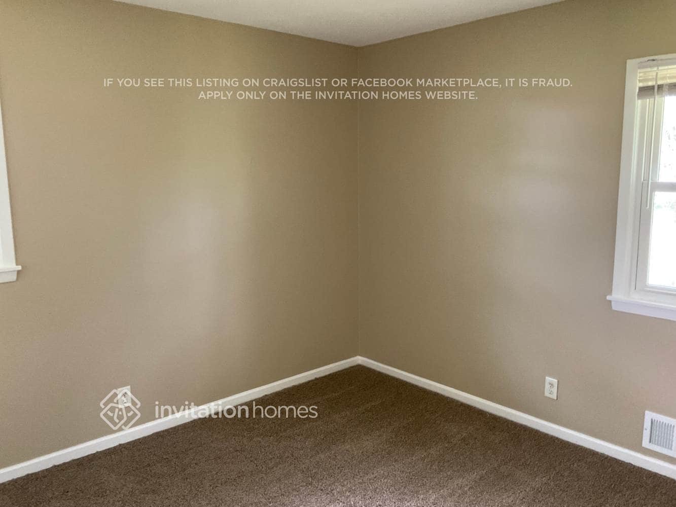 Building Photo - 816 81st Ave N