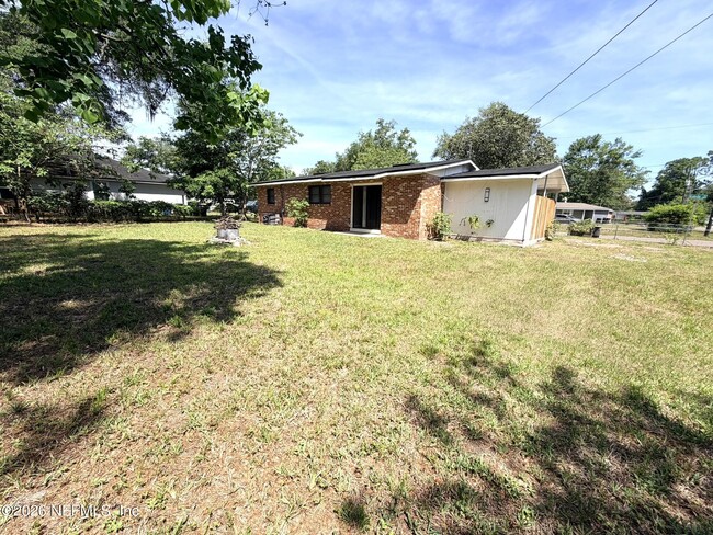 Building Photo - 7152 Koleda Dr