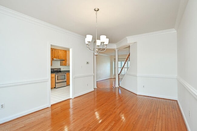 Building Photo - 2143 Wolftrap Ct